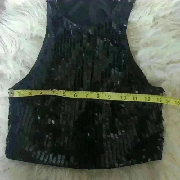 H&M Holiday Sequined  Racer back Gray Crop Tank Top - size Small NWT - Picture 4 of 6